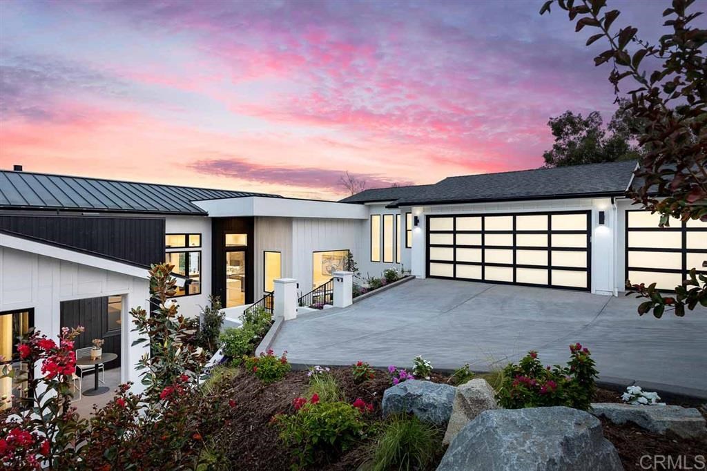 121 Avenida Esperanza Encinitas, CA 92024 - Photo 4 of 25