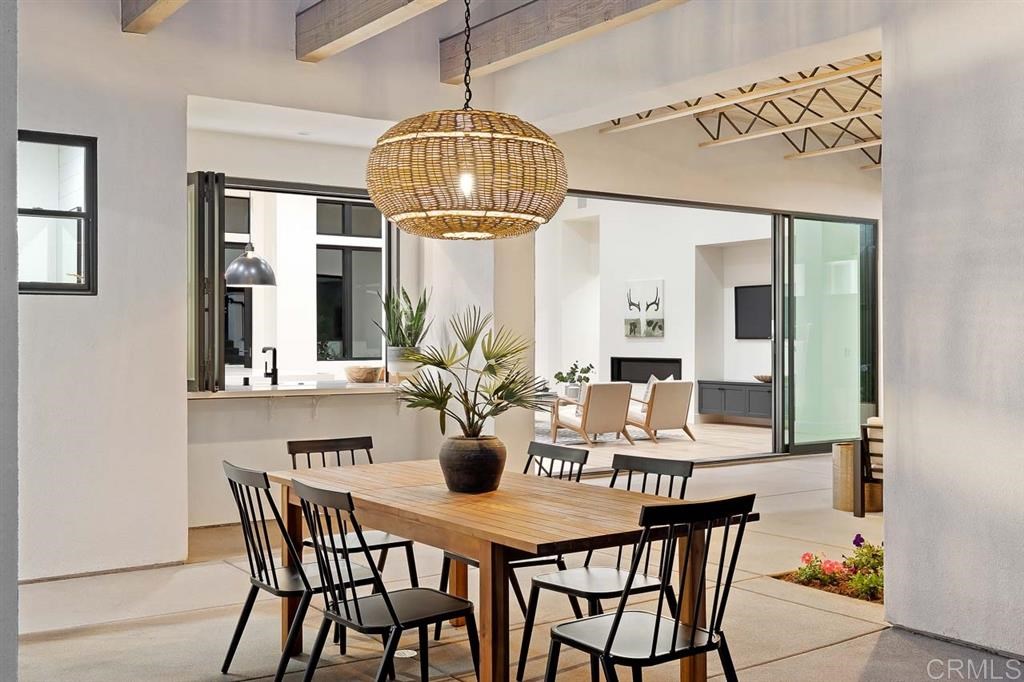 121 Avenida Esperanza Encinitas, CA 92024 - Photo 8 of 25