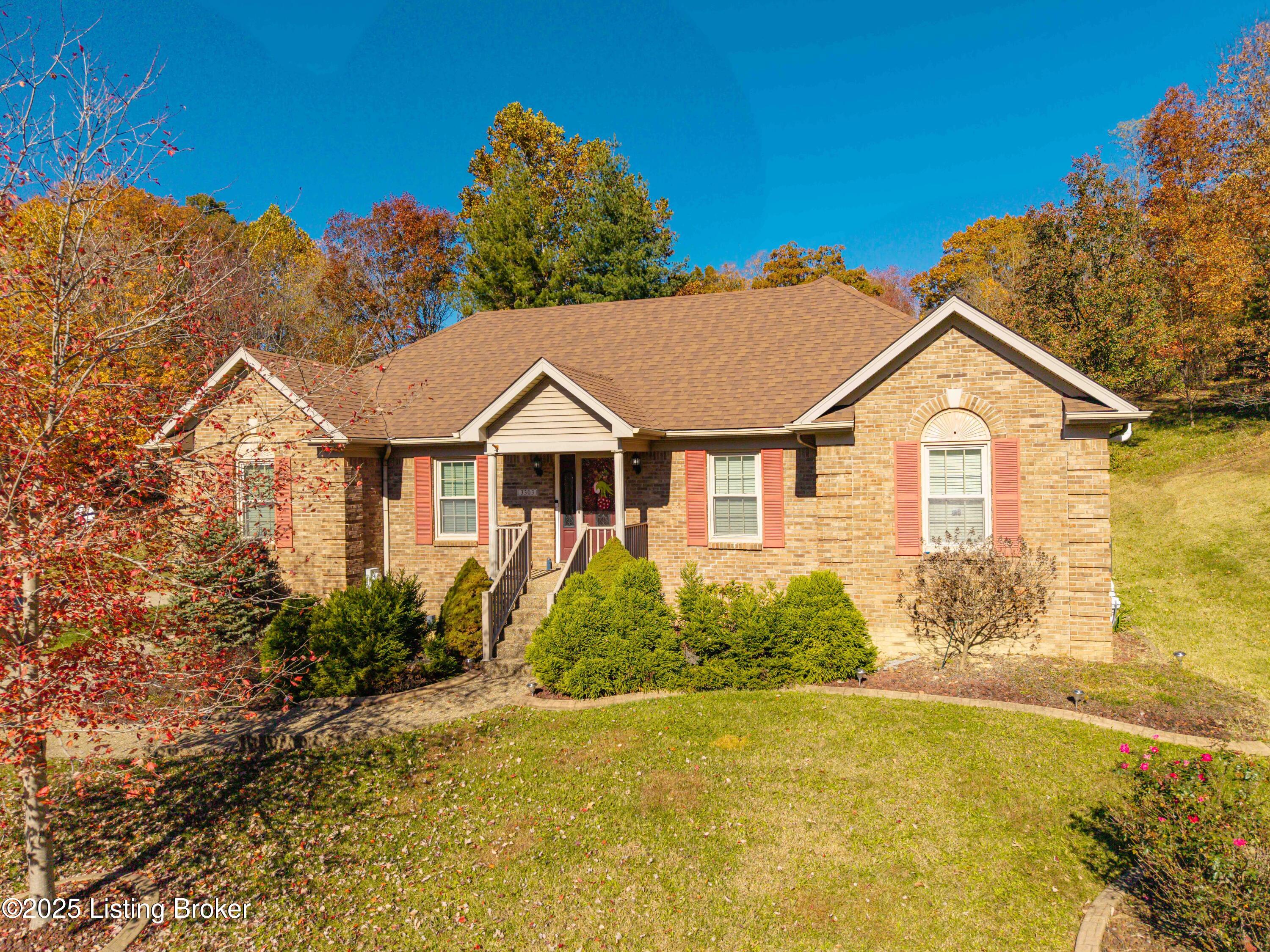 3303 Gatecreek Road Louisville, KY 40272 - Photo 56 of 56 Front