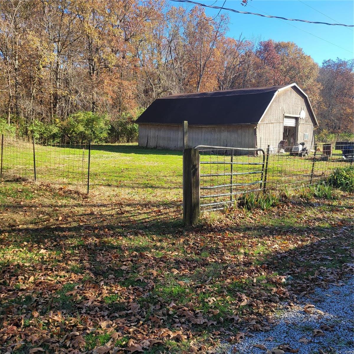 12766 Roseborough Road Sparta, IL 62286 - Photo 2 of 45