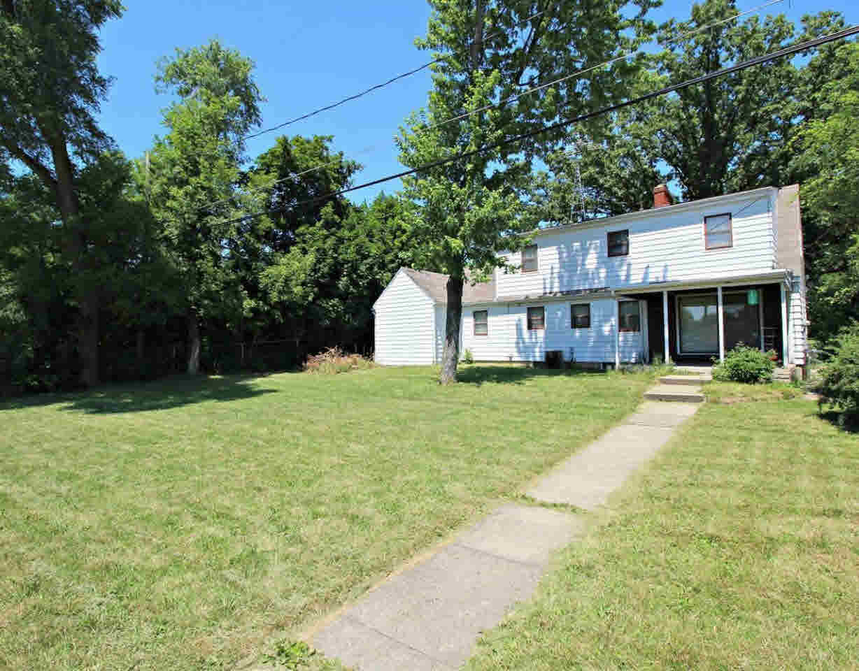 3109 Beecher Road Flint, MI 48503 - Photo 8 of 18 21317293-7.JPG
