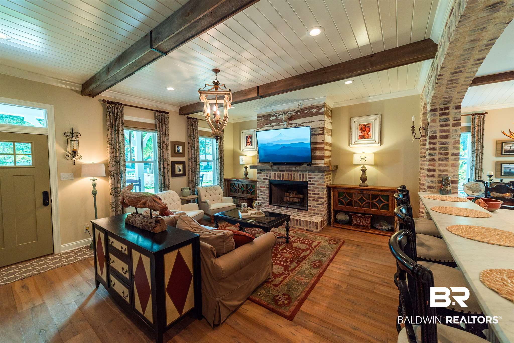 101 Orange Avenue Fairhope, AL 36532 - Photo 3 of 36 Living Area