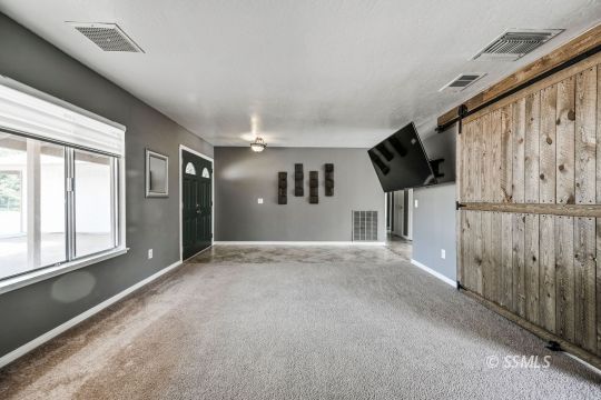 125 Rawhide Lane Ridgecrest, CA 93555 - Photo 5 of 36