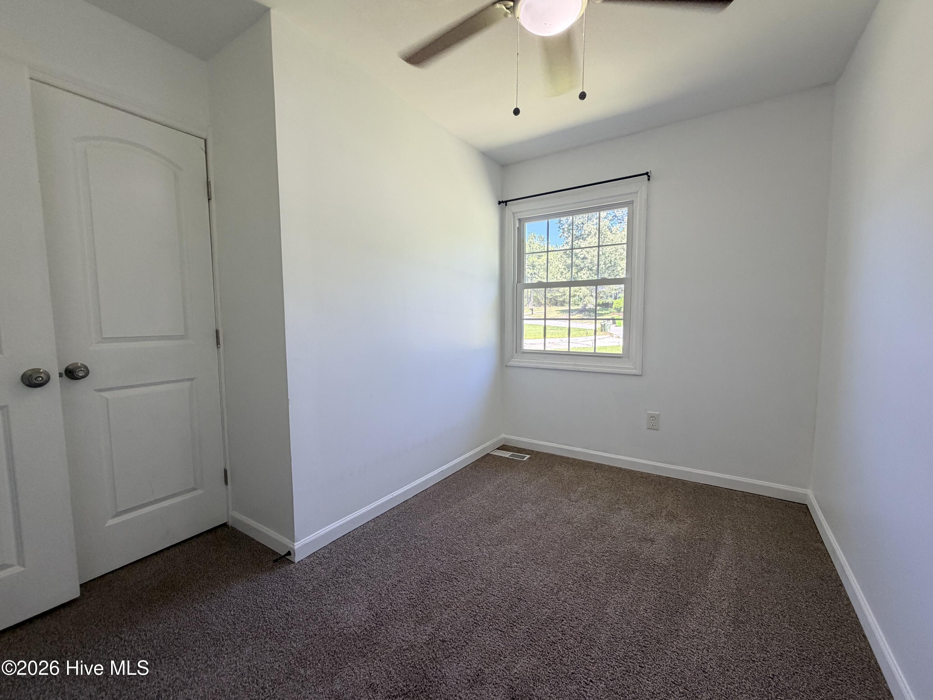 308 Sheffield Road Jacksonville, NC 28546 - Photo 14 of 22 Bedroom 2