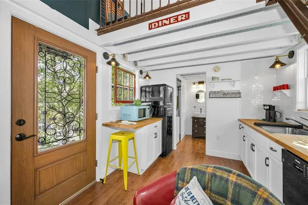 $520,000 | 3411 West Bay Avenue, Tampa, FL 33611