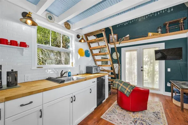 $520,000 | 3411 West Bay Avenue, Tampa, FL 33611