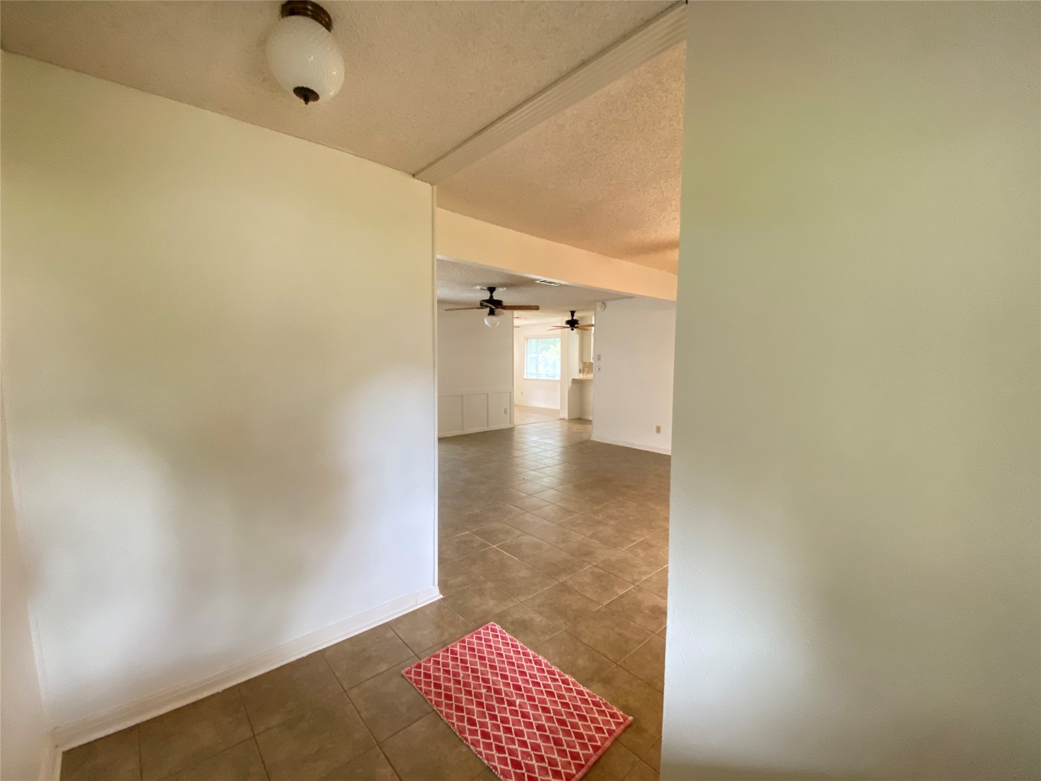 2233 Ripple Creek Drive Rosenberg, TX 77471 - Photo 4 of 39 a view of a hallway