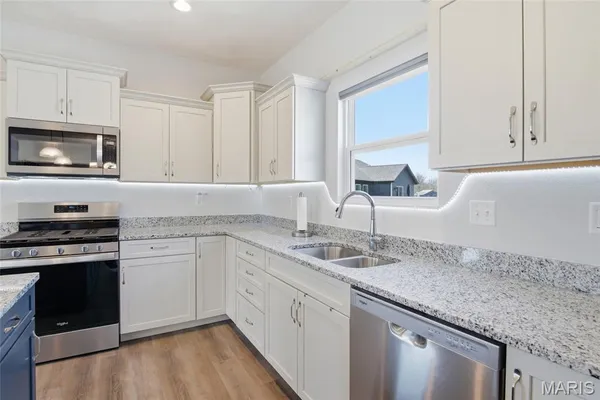 $520,000 | 1232 Winding Oaks Lane, Mascoutah, IL 62258