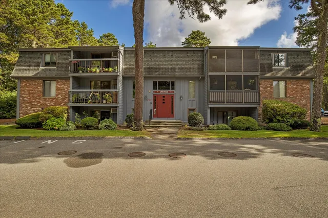 $244,900 | 432 Old Chatham Road, Unit 403, South Dennis, MA 02660