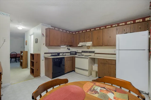 $244,900 | 432 Old Chatham Road, Unit 403, South Dennis, MA 02660