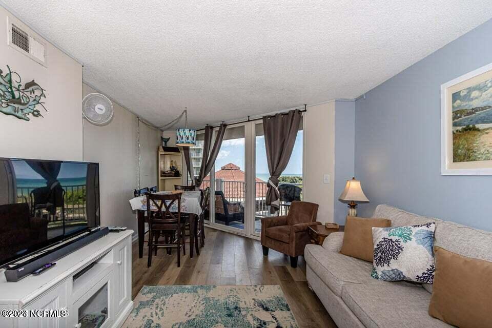 2000 New River Inlet Road, Unit 1109 North Topsail Beach, NC 28460 - Photo 4 of 40 1109 2