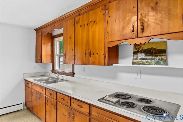 $305,000 | 408 Wesley Street, Ashland, VA 23005