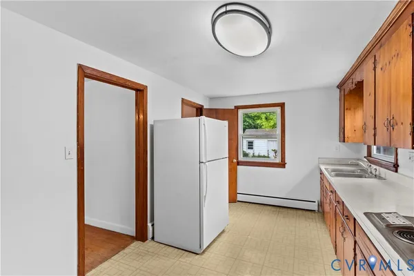 $305,000 | 408 Wesley Street, Ashland, VA 23005