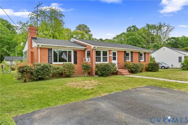 $305,000 | 408 Wesley Street, Ashland, VA 23005