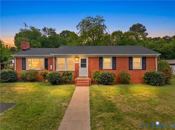 $305,000 | 408 Wesley Street, Ashland, VA 23005