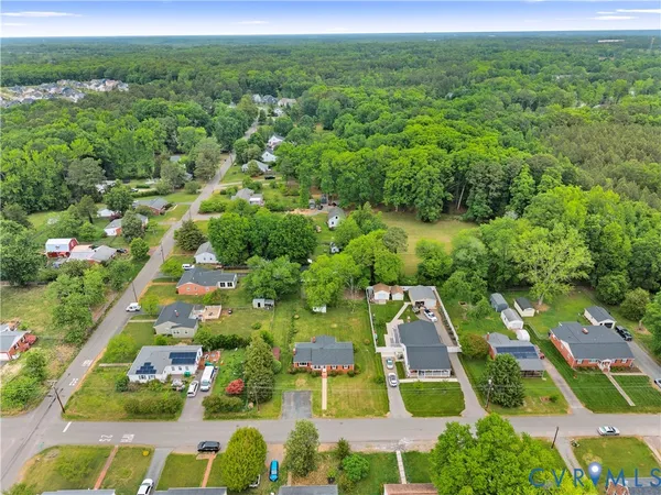 $305,000 | 408 Wesley Street, Ashland, VA 23005