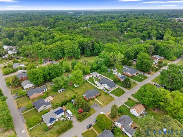 $305,000 | 408 Wesley Street, Ashland, VA 23005
