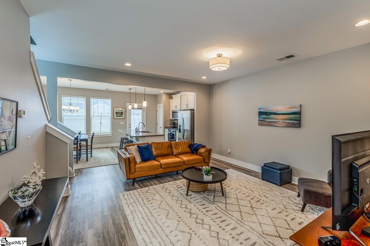 112 Addington Lane Simpsonville, SC 29681 - Photo 7 of 38