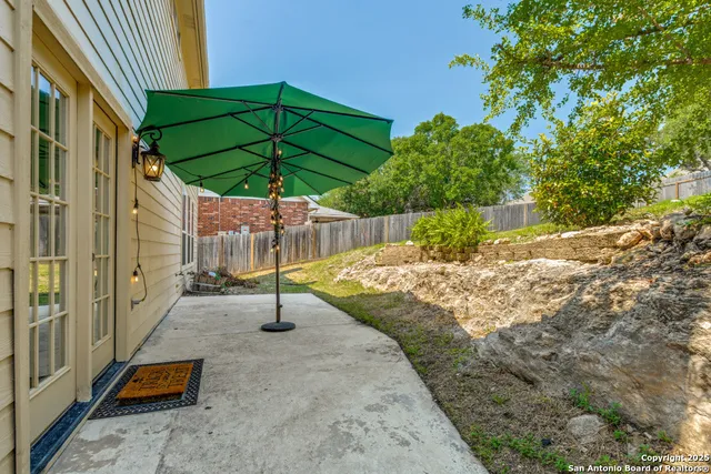 $2,399 | 815 Midway Crest, San Antonio, TX 78258