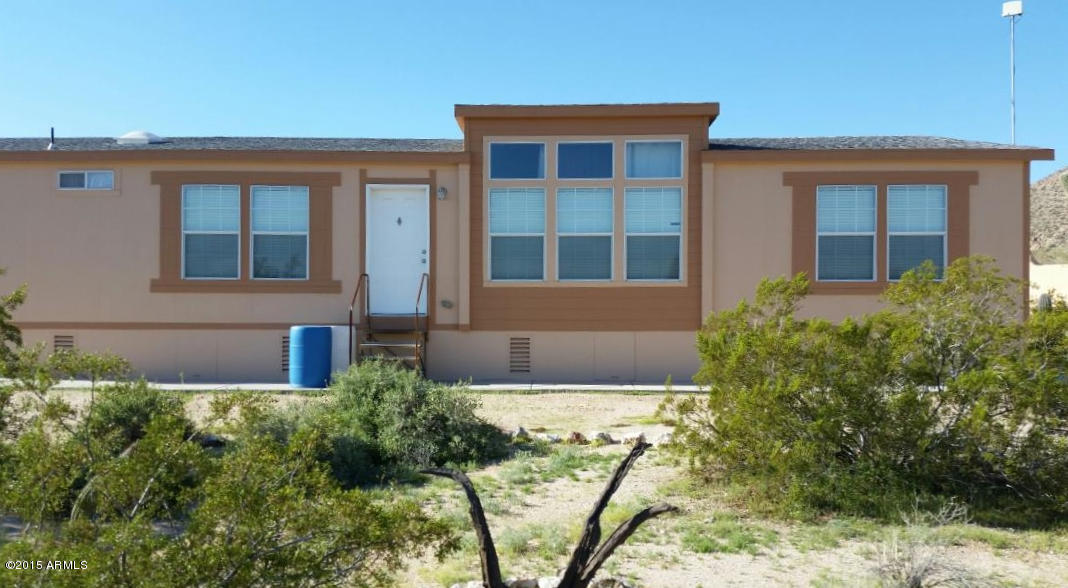 53956 West Sioux Road Maricopa, AZ 85139 - Photo 1 of 15 2015030895101526