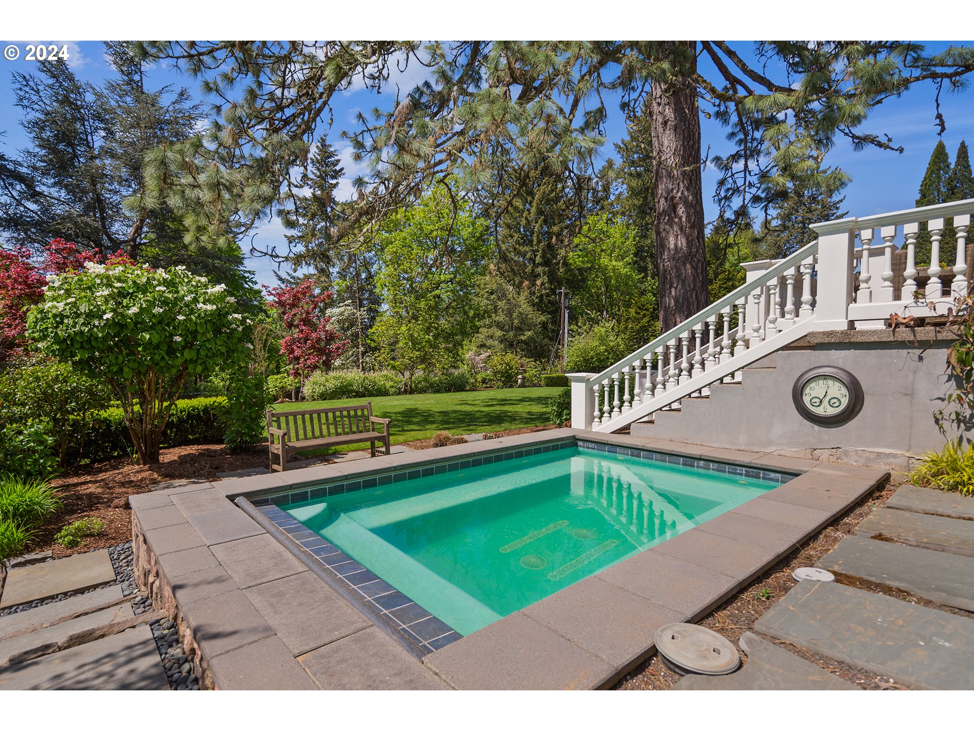 1128 South Military Road Portland, OR 97219 - Photo 42 of 48 Gallery Image 42