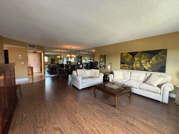 $1,500 | 4751 Northwest 21st Street, Unit 318, Lauderhill, FL 33313