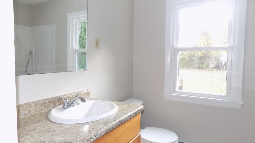 20 Glendale Road Amherst, MA 01002 - Photo 8 of 15 Gallery Image 8