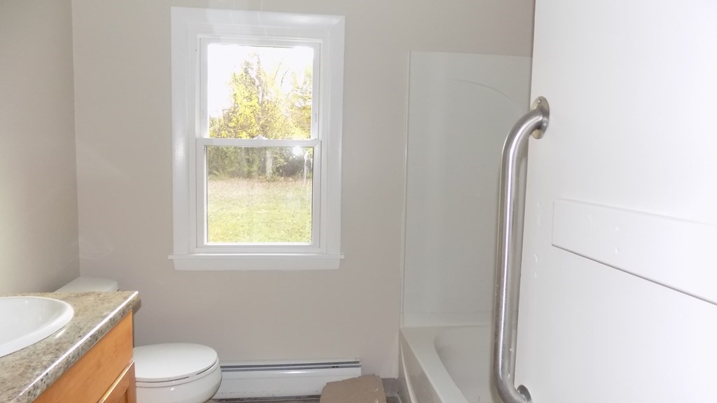 20 Glendale Road Amherst, MA 01002 - Photo 9 of 15 Gallery Image 9