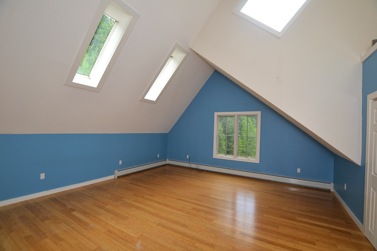 534 Cote Hill Road Morristown, VT 05661 - Photo 17 of 40