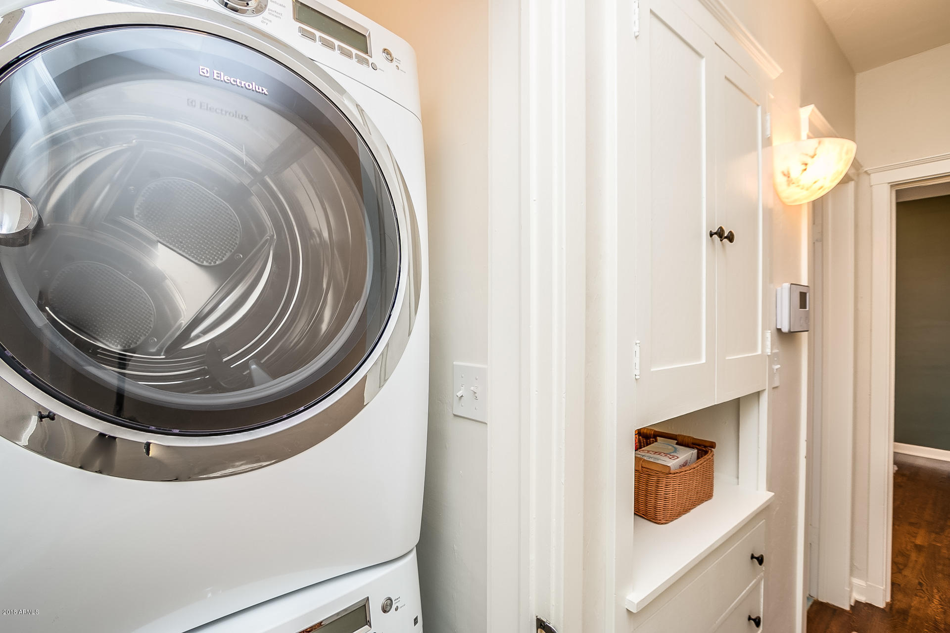 314 West Coronado Road Phoenix, AZ 85003 - Photo 19 of 40 Laundry & Hallway