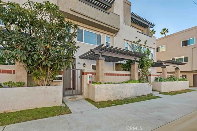 $4,300 | 552 Hahn Avenue, Glendale, CA 91203