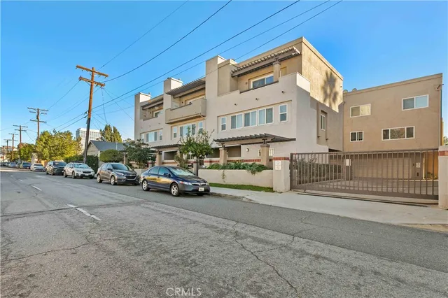 $4,300 | 552 Hahn Avenue, Glendale, CA 91203