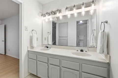 $499,000 | 9317 Highedge Circle, Dallas, TX 75238