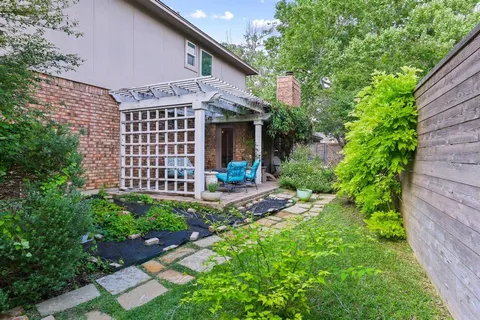 $499,000 | 9317 Highedge Circle, Dallas, TX 75238