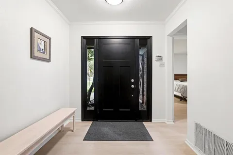 $499,000 | 9317 Highedge Circle, Dallas, TX 75238