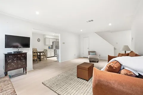 $499,000 | 9317 Highedge Circle, Dallas, TX 75238