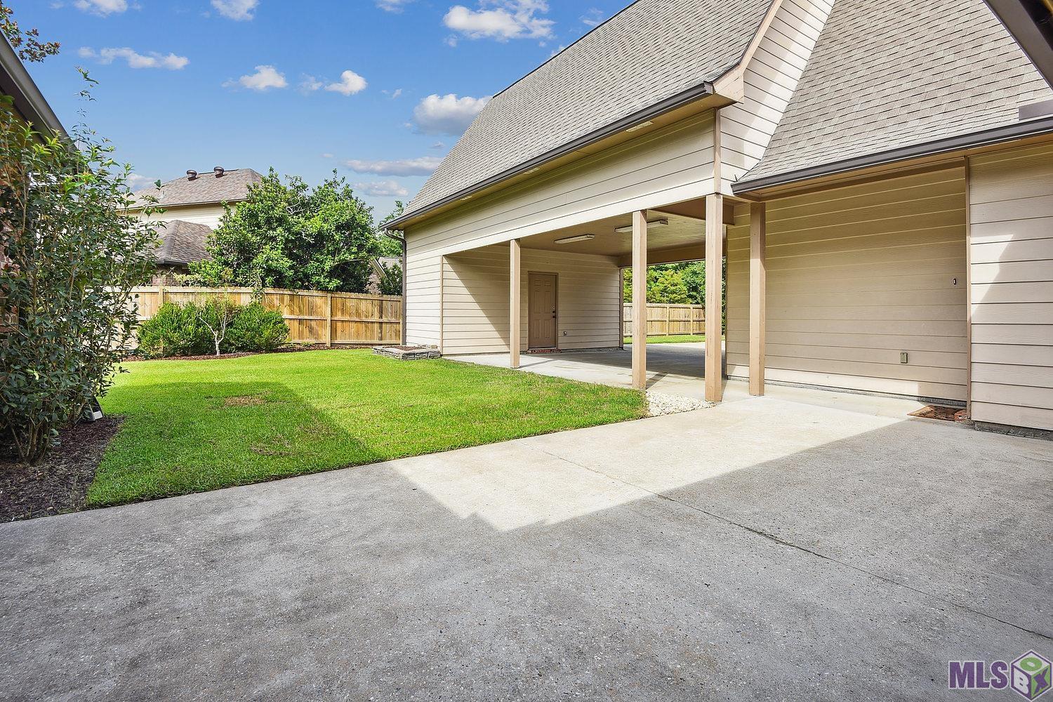 17514 Purple Martin Court Baton Rouge, LA 70816 - Photo 20 of 22 Gallery Image 20