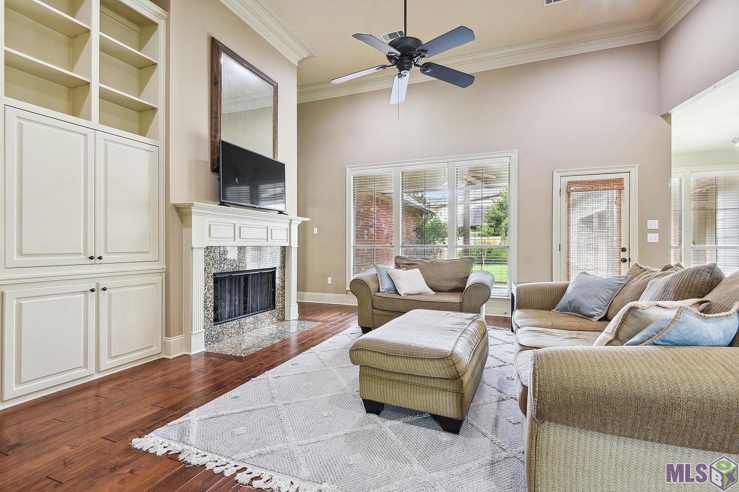 17514 Purple Martin Court Baton Rouge, LA 70816 - Photo 3 of 22 Gallery Image 3