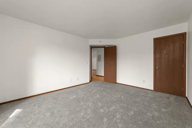 $173,900 | 7019 West 110th St Circle, Unit 15, Bloomington, MN 55438