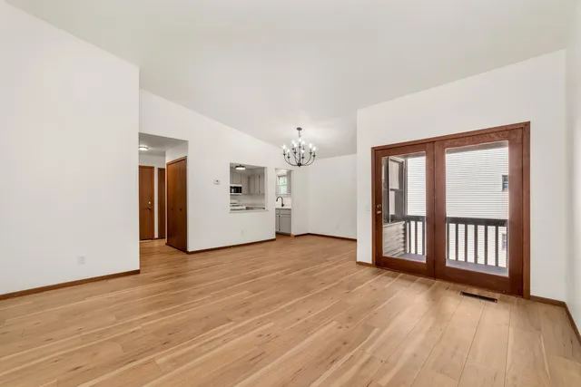 $173,900 | 7019 West 110th St Circle, Unit 15, Bloomington, MN 55438