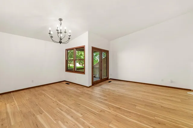 $173,900 | 7019 West 110th St Circle, Unit 15, Bloomington, MN 55438