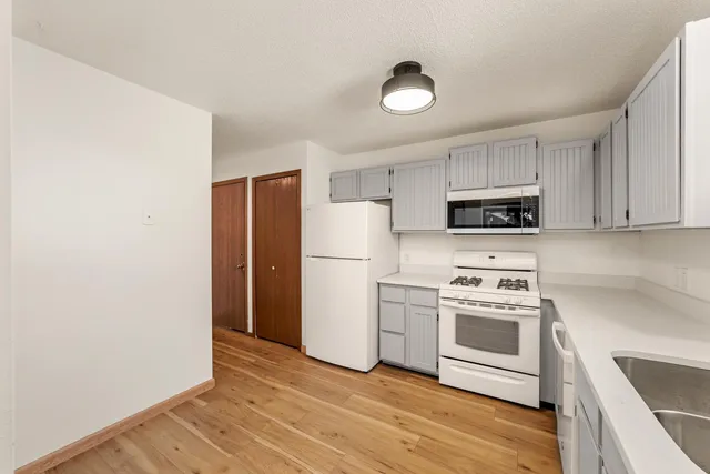 $173,900 | 7019 West 110th St Circle, Unit 15, Bloomington, MN 55438