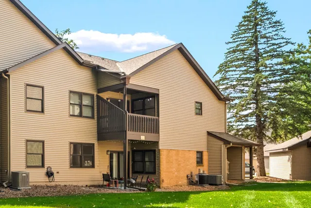 $173,900 | 7019 West 110th St Circle, Unit 15, Bloomington, MN 55438