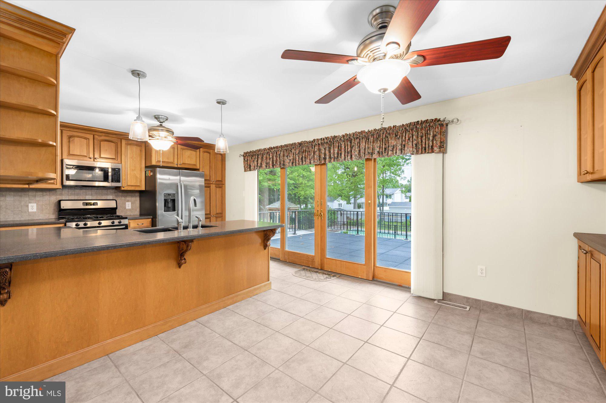 215 Hancock Road North Wales, PA 19454 - Photo 7 of 37 Inviting kitchen with outdoor views.