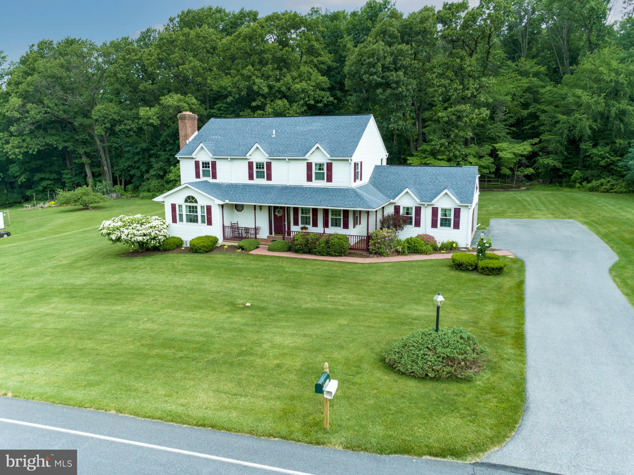 15 Focht Road Robesonia, PA 19551 - Photo 2 of 40 Gallery Image 2