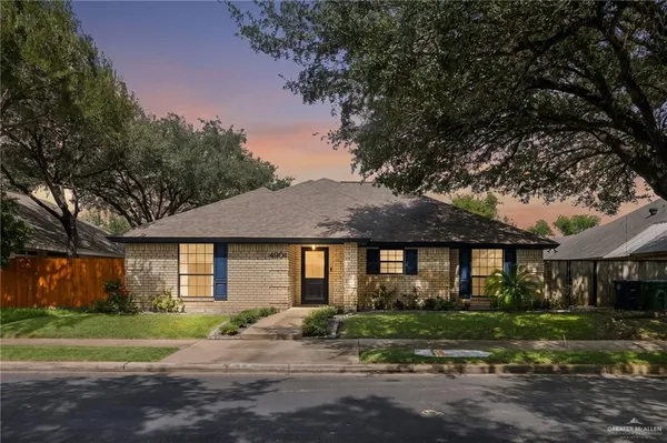 $2,400 | 4904 North 4th Street, McAllen, TX 78504