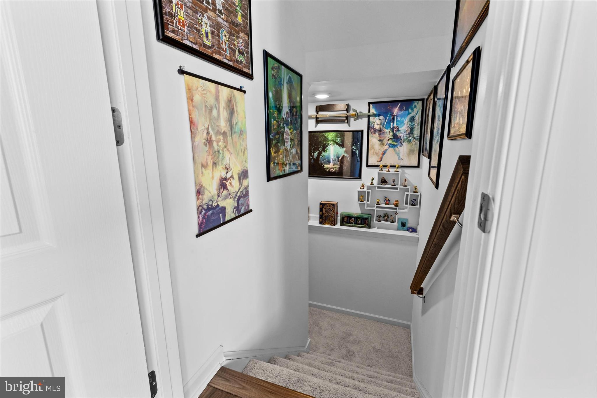 138 Pheasant Ridge Road Hanover, PA 17331 - Photo 36 of 45 a view of hallway with furniture and a window