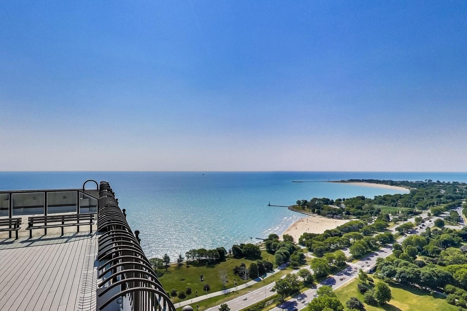 5455 North Sheridan Road, Unit 1015 Chicago, IL 60640 - Photo 20 of 31