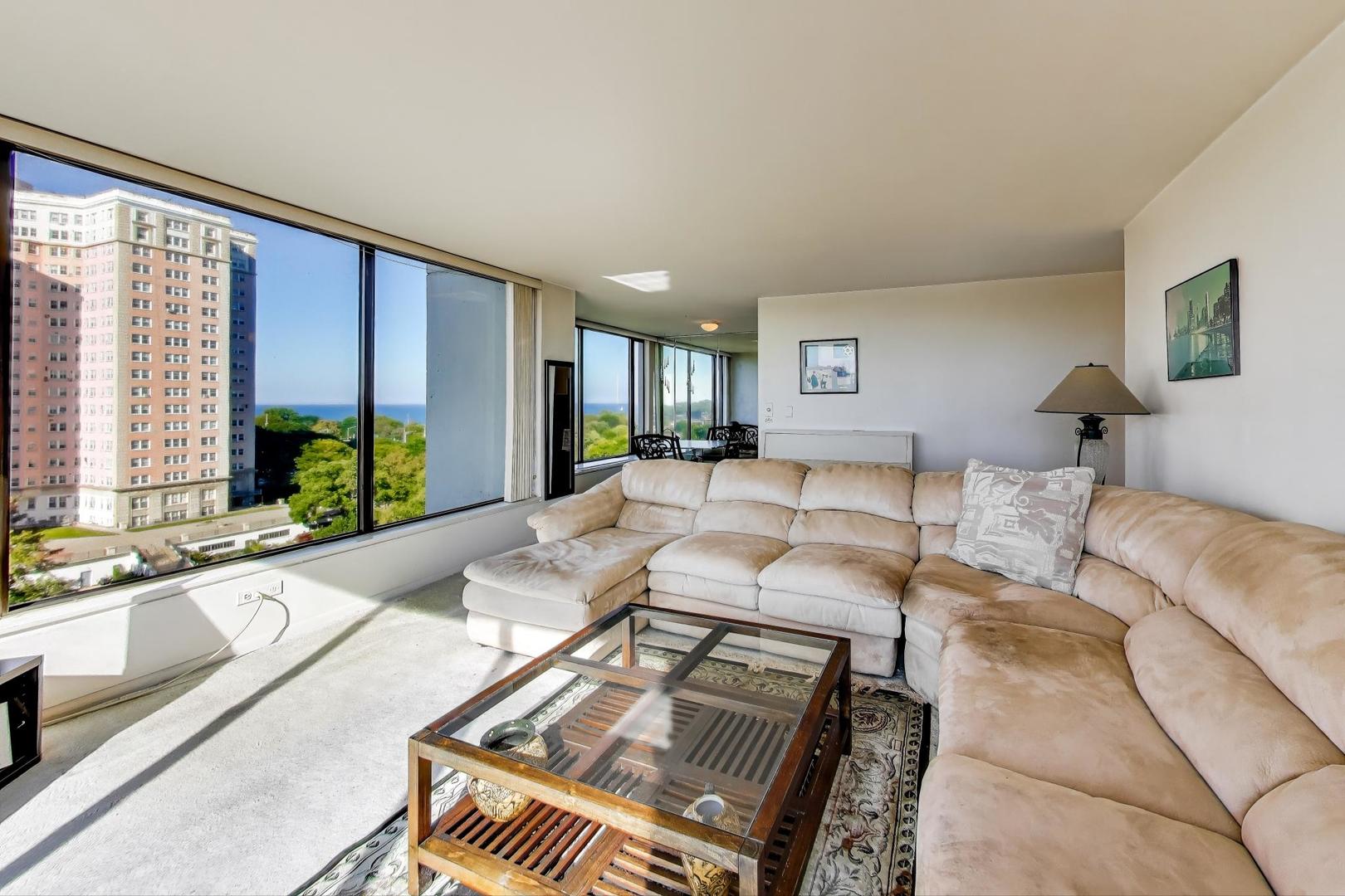 5455 North Sheridan Road, Unit 1015 Chicago, IL 60640 - Photo 7 of 31