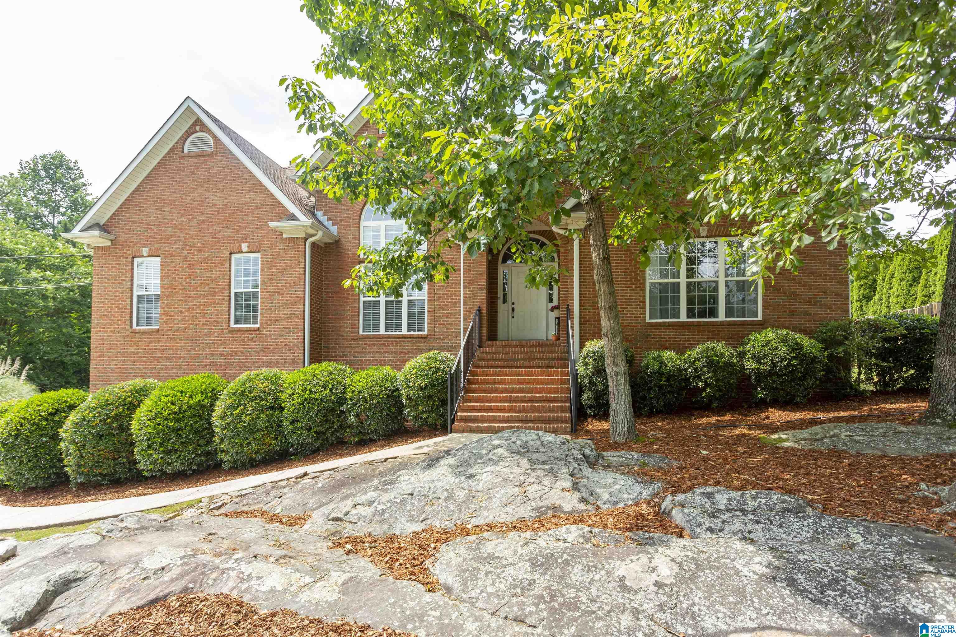 612 Conroy Road Sterrett, AL 35147 - Photo 3 of 47